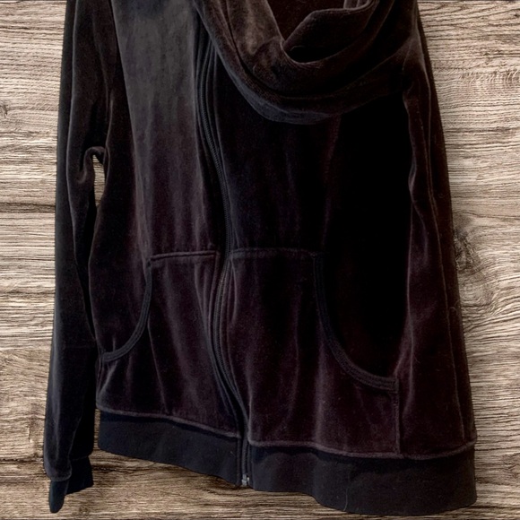Old Navy Velour Zip-Up Hoodie – Size Large – Black - Picture 3 of 4